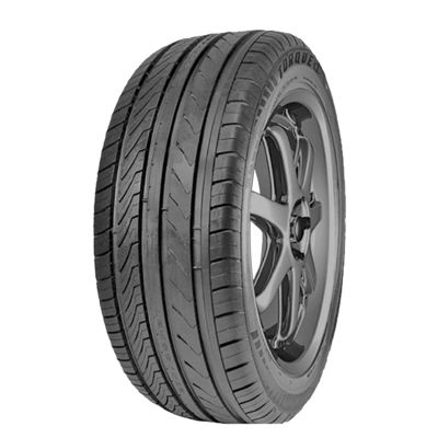 Imagen de Cubierta 255/50/20 Torque HP701 Colocada
